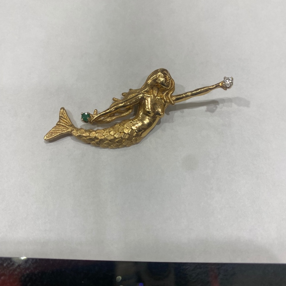 14kt Mermaid Pin with Emerald and Diamond Accents